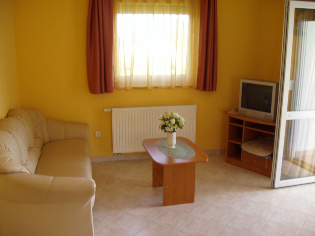 Katalin Apartmanhaz Zalakaros Exterior photo